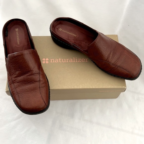 Naturalizer / Leather / Brown Mules - Picture 11 of 11